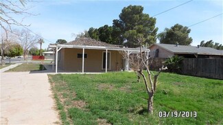 460 E 8th St, Holtville, CA 92250