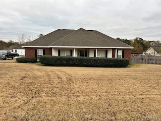 79 Meadowlane Ct, Wetumpka, AL 36092