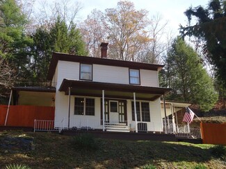 23 Nance Ln, Pageton, WV 24871