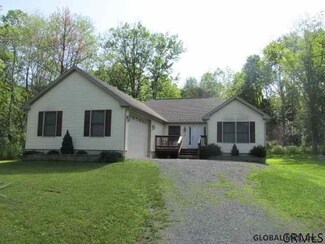 996 Sleepy Hollow Rd, Athens, NY 12015