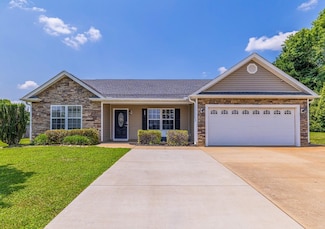 217 Legacy Dr, Inman, SC 29349