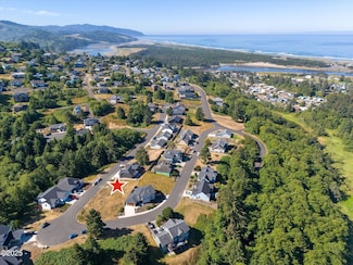 39 Lahaina Loop Rd, Pacific City, OR 97135