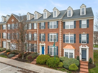4007 Village Run Rd, Wexford, PA 15090