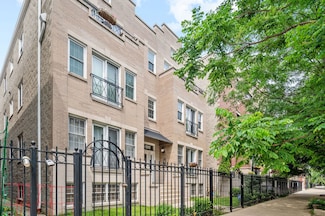 1242 W Ohio St Unit 2E, Chicago, IL 60642