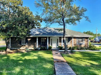7332 Anela Dr, Diamondhead, MS 39525
