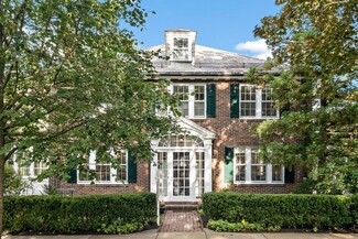 65 Larchwood Dr, Cambridge, MA 02138