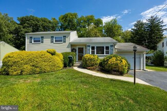 26 Copperfield Dr, Trenton, NJ 08610