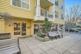 2901 NE Blakeley St Unit 103, Seattle, WA 98105
