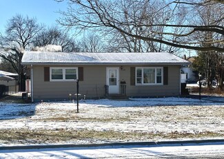465 Mill St, South Elgin, IL 60177