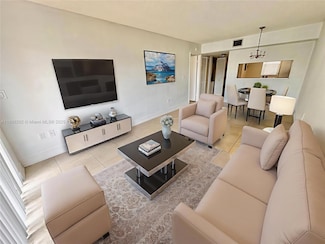 5200 NW 31st Ave Unit 102, Fort Lauderdale, FL 33309