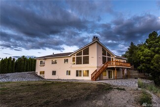 457 Lombard Ln, Wenatchee, WA 98801