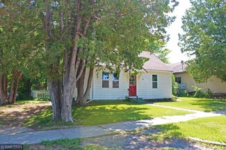 203 4th St, Walker, MN 56484