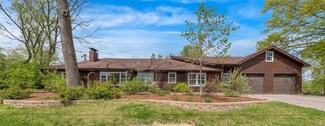 985 E Essex Ave, Saint Louis, MO 63122