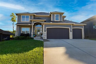 10207 N Cedar Ave, Kansas City, MO 64157