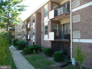 3831 Saint Barnabas Rd Unit T, Suitland, MD 20746