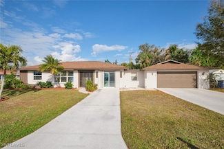 2126 W Tobago Cir, Fort Myers, FL 33905