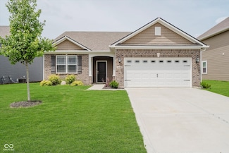 6644 Aberdeen Dr, McCordsville, IN 46055