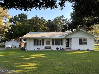 100 Heide Cir, Lafayette, LA 70507