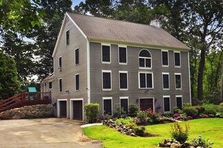 49 Green St, Newbury, MA 01951