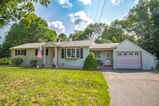 28 Marshall Dr, Enfield, CT 06082