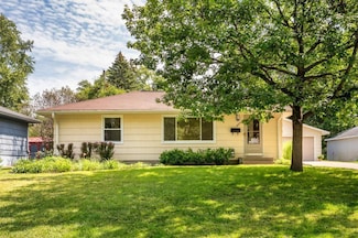 4042 Oregon Ave N, New Hope, MN 55427
