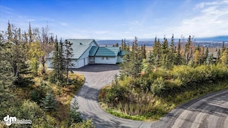 10121 Middlerock Rd, Anchorage, AK 99507