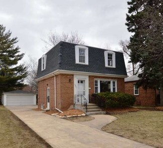 2441 S 16th Ave, Broadview, IL 60155