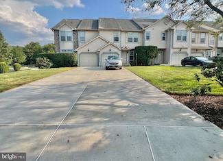 82 Castleton Rd, Princeton, NJ 08540