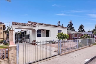 72 W Home St, Long Beach, CA 90805