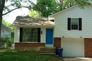 1912 E Cedar St, Olathe, KS 66062