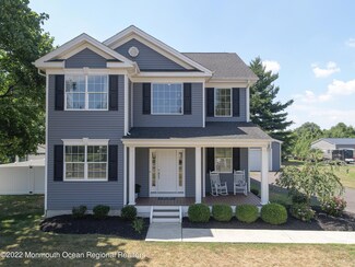 819 Delanco Rd, Beverly, NJ 08010