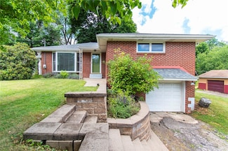8855 Peebles Rd, Allison Park, PA 15101