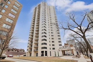 1633 N Prospect Ave, Milwaukee, WI 53202