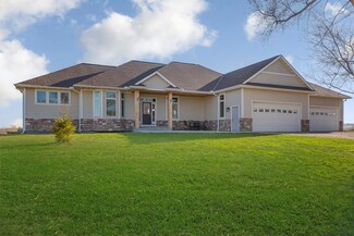 6570 Chester Ave, Northfield, MN 55057