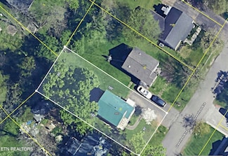 3953 Greenleaf Ave, Knoxville, TN 37919