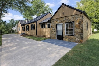 1512 S Hairston Rd, Stone Mountain, GA 30088