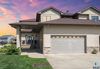 6014 Marrs Beach Cir, Madison, SD 57042