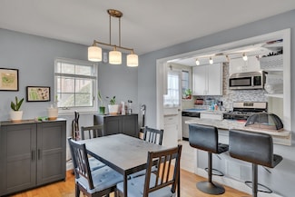 54 Pierce Rd Unit 54, Watertown, MA 02472