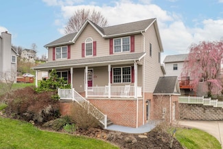 1233 Chase St, Morgantown, WV 26508