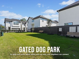 46 Dipping Ln, Houston, TX 77076