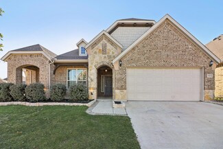 8101 Charford Dr, Fort Worth, TX 76131