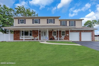 122 Salem Hill Rd, Howell, NJ 07731
