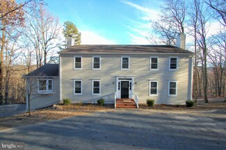 77 Laurel Ln, Berryville, VA 22611