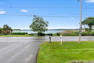 84 Little Neck Rd, Ipswich, MA 01938
