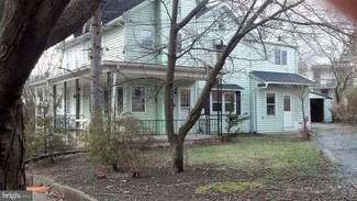 2412 State St, Harrisburg, PA 17103
