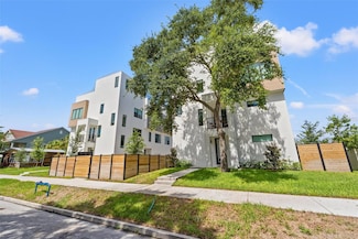 320 15th St N, St. Petersburg, FL 33705