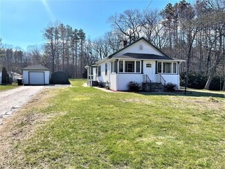 341 Leicester St, Auburn, MA 01501