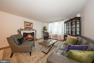 1919 Chestnut St Unit 710, Philadelphia, PA 19103