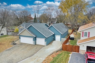 13416 Swallow St NW, Andover, MN 55304