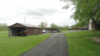 406 Davistown Rd, Mount Morris, PA 15349
